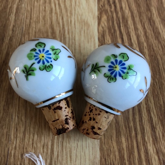 Vtg porcelain cork bottle stop decanter floral bourbon and scotch - Picture 5 of 8